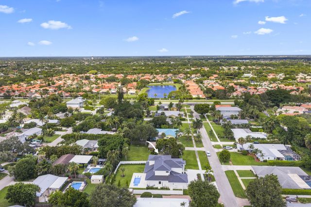 2384 WINDSOR Road, Palm Beach Gardens, FL 33410
