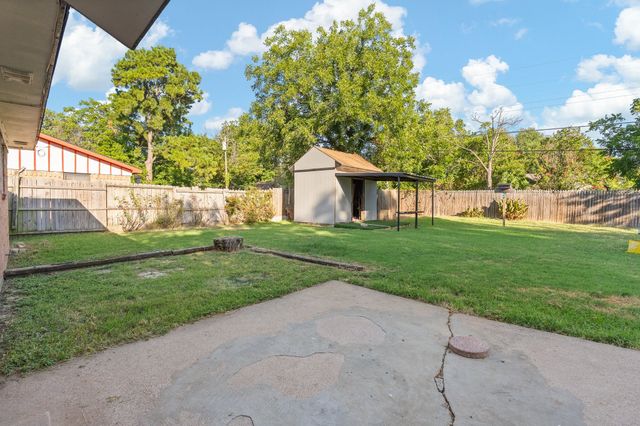 1206 Hemphill Drive, Cleburne, TX 76033