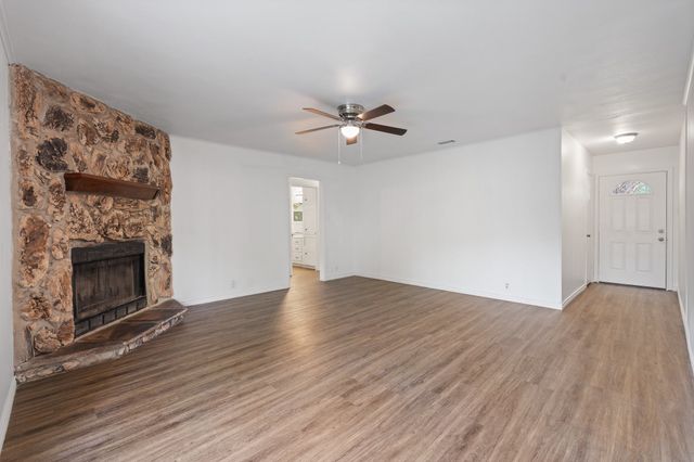 1206 Hemphill Drive, Cleburne, TX 76033