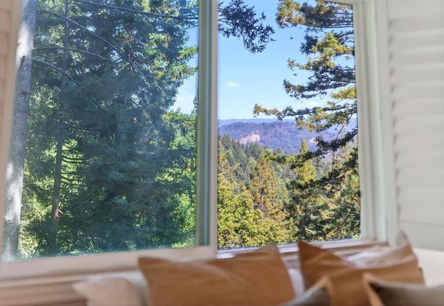 1370 El Solyo Heights Drive, Felton, CA 95018