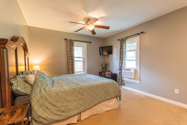 227 N Franklin Street, Lawton, MI 49065