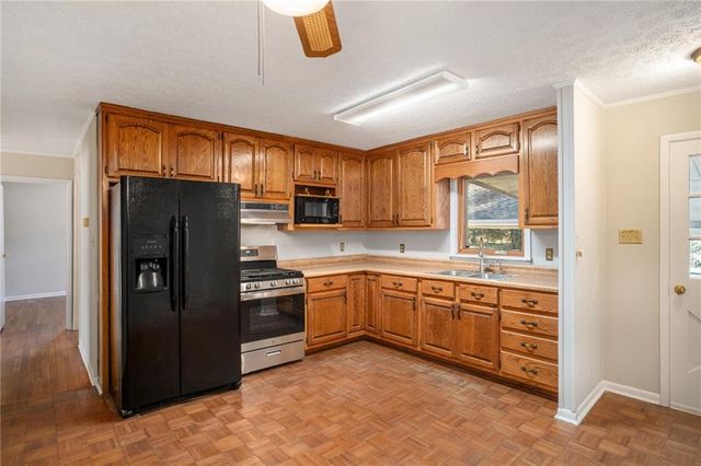 308 Moye Street, Barnesville, GA 30204