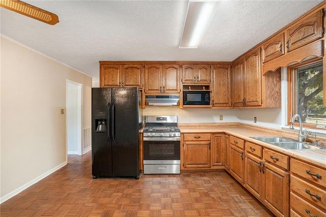 308 Moye Street, Barnesville, GA 30204