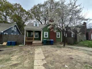 2505 Chapel Hill Road, Durham, NC 27707