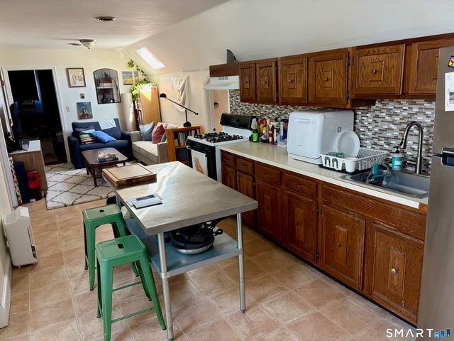 771 Orange Street 3rd Floor, New Haven, CT 06511