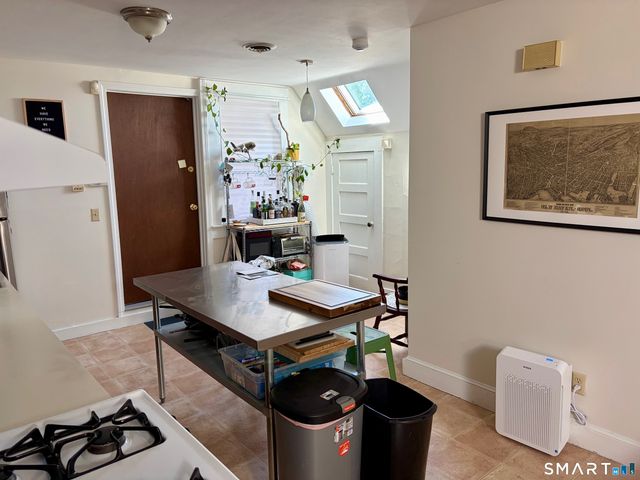 771 Orange Street 3rd Floor, New Haven, CT 06511