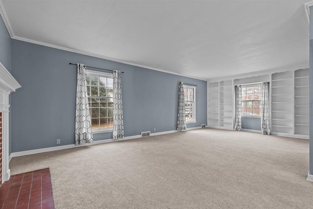 1 BROKAW PLACE, Appleton, WI 54911