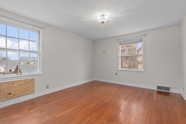 1 BROKAW PLACE, Appleton, WI 54911