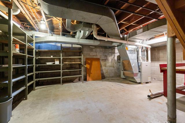 1 BROKAW PLACE, Appleton, WI 54911