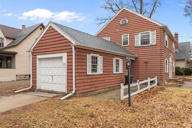 1 BROKAW PLACE, Appleton, WI 54911