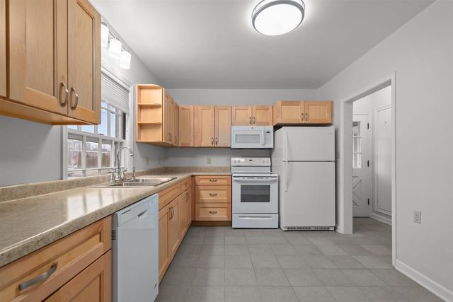 1 BROKAW PLACE, Appleton, WI 54911