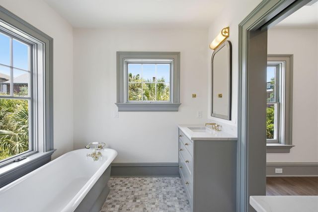 35 Gibbes Street, Charleston, SC 29401