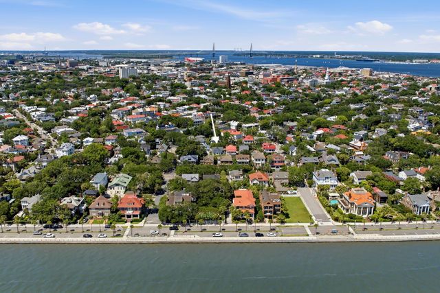 35 Gibbes Street, Charleston, SC 29401