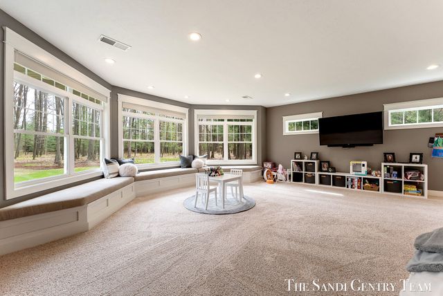 16159 Ferris Street, Grand Haven Twp, MI 49417