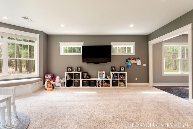 16159 Ferris Street, Grand Haven Twp, MI 49417