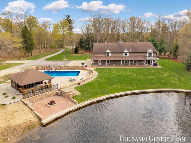 16159 Ferris Street, Grand Haven Twp, MI 49417
