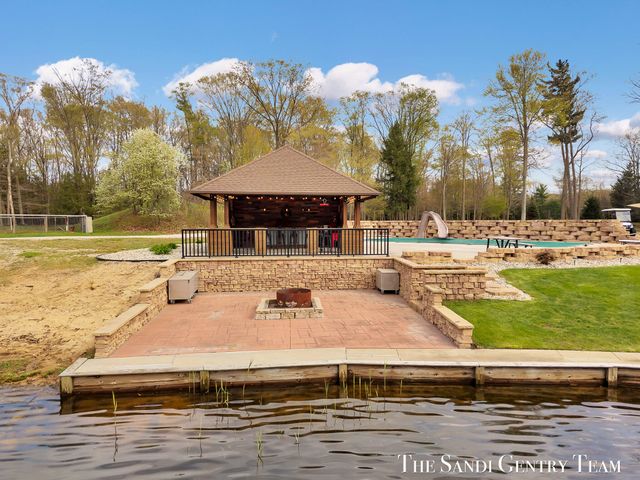 16159 Ferris Street, Grand Haven Twp, MI 49417