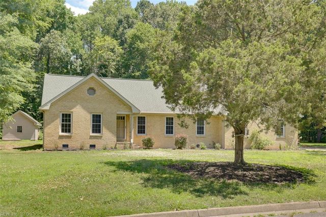 204 Arch RD, Chesapeake, VA 23322