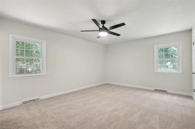204 Arch RD, Chesapeake, VA 23322