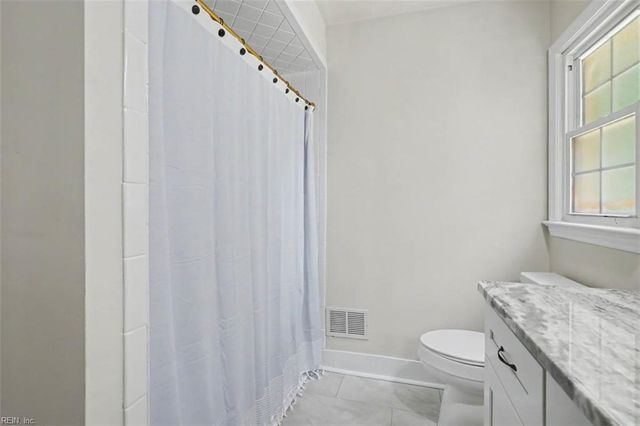 204 Arch RD, Chesapeake, VA 23322