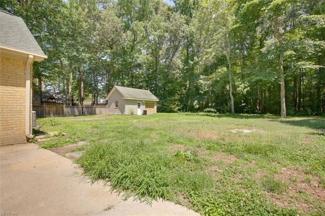 204 Arch RD, Chesapeake, VA 23322