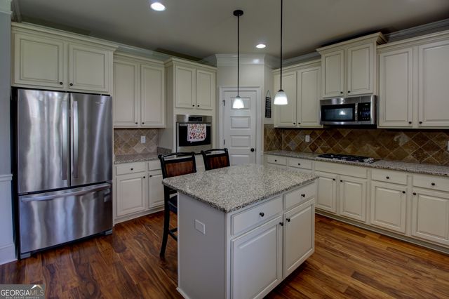 219 Traditions Drive, Loganville, GA 30052