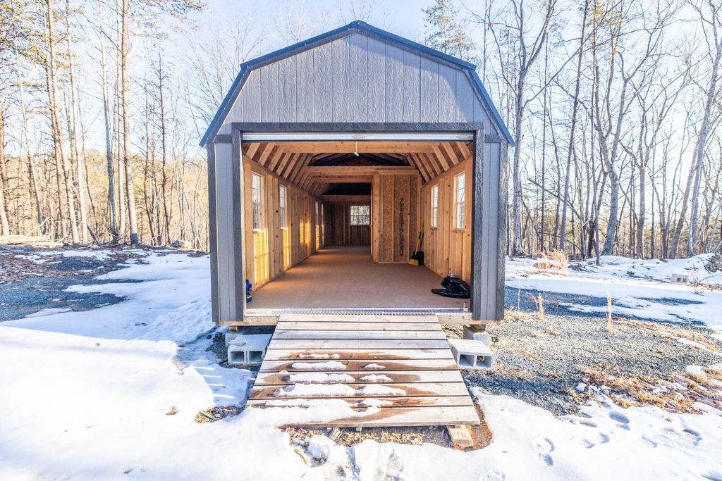 Image 12 of property listing at 0 TBD Earley Farm Road, Amherst, VA 24521