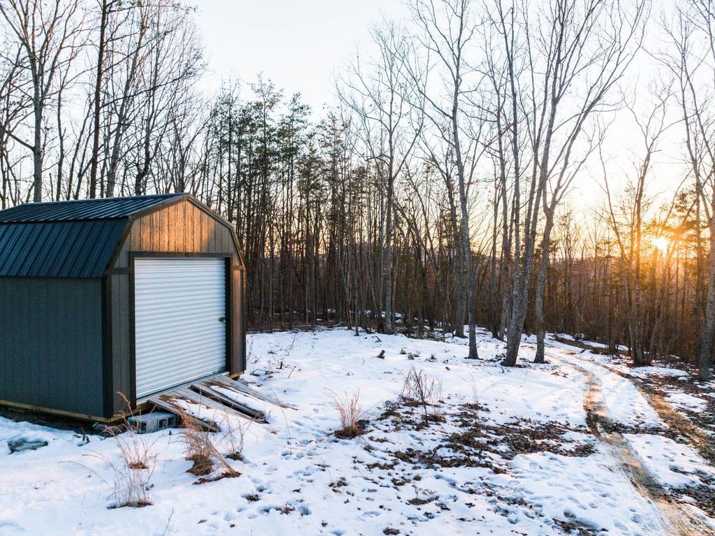 Image 9 of property listing at 0 TBD Earley Farm Road, Amherst, VA 24521