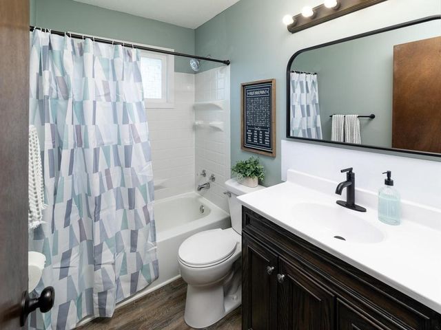 16288 Florida Way W, Rosemount, MN 55068