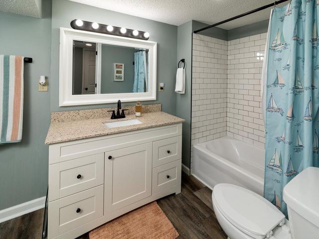 16288 Florida Way W, Rosemount, MN 55068