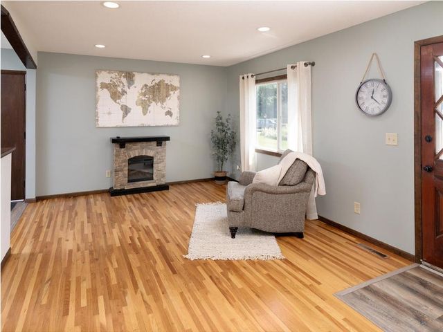 16288 Florida Way W, Rosemount, MN 55068