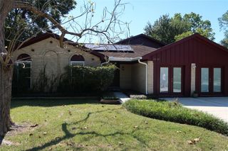 2015 Sierra Street, Kemah, TX 77565