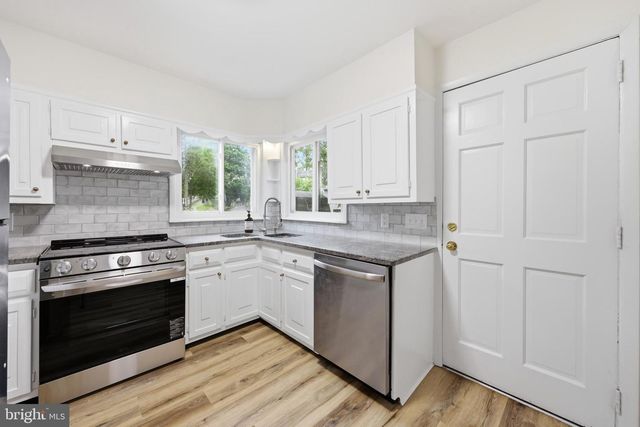 29 W EUCLID AVE, Haddonfield, NJ 08033