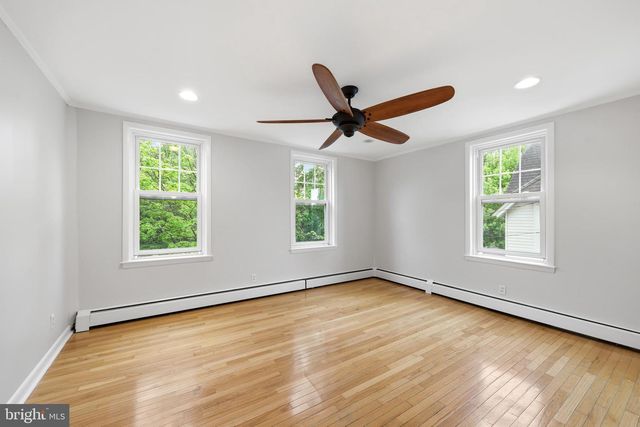29 W EUCLID AVE, Haddonfield, NJ 08033