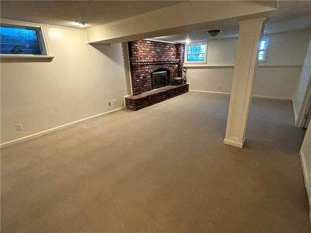 8823 E 57th Street E, Raytown, MO 64133