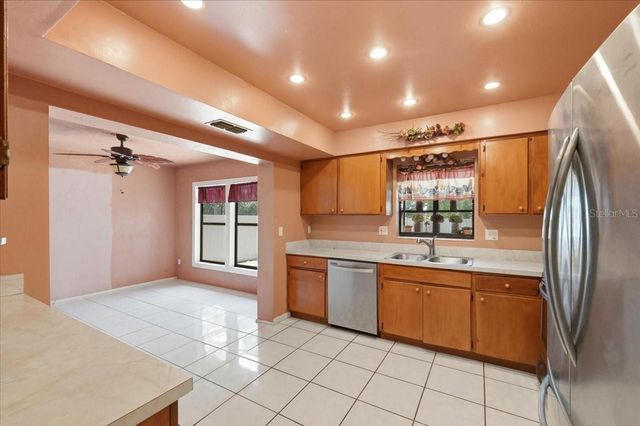 842 ROCKINGHAM ROAD, Lakeland, FL 33809