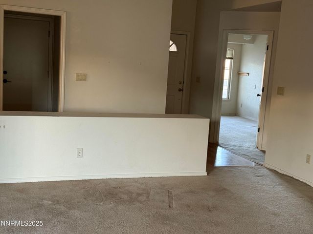 345 Tina Circle, Sparks, NV 89436