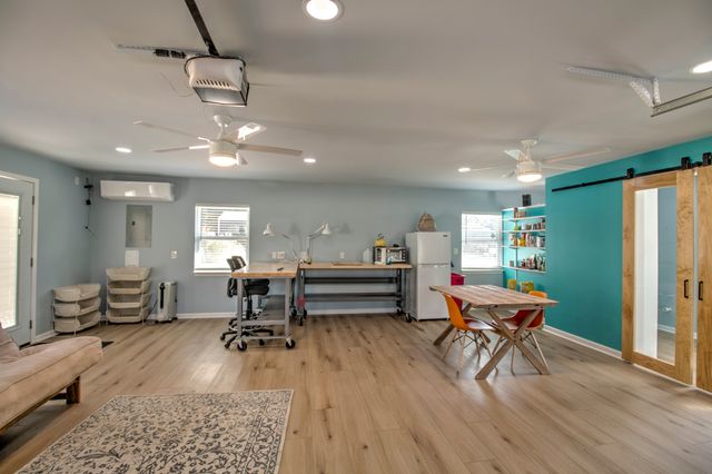 227 Newcastle Drive, Gordonville, TX 76245