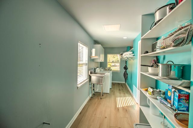 227 Newcastle Drive, Gordonville, TX 76245