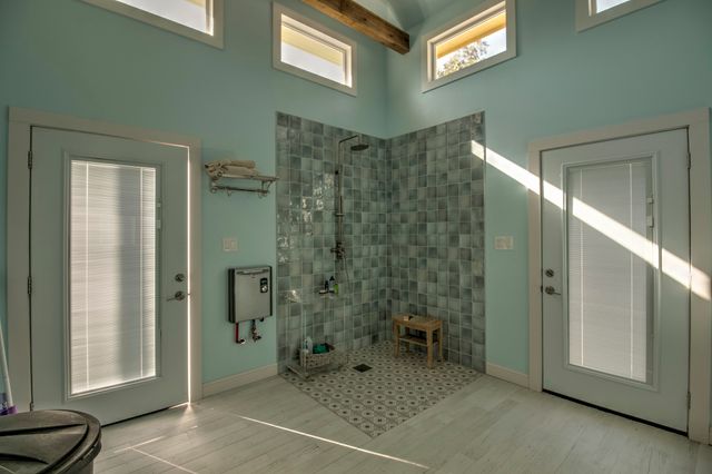 227 Newcastle Drive, Gordonville, TX 76245