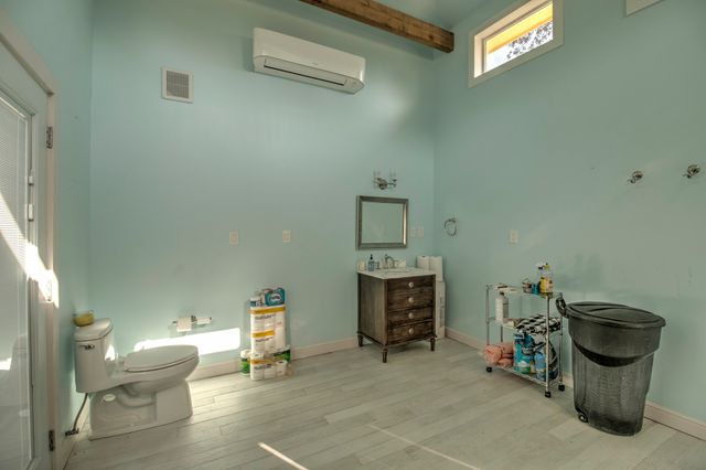 227 Newcastle Drive, Gordonville, TX 76245