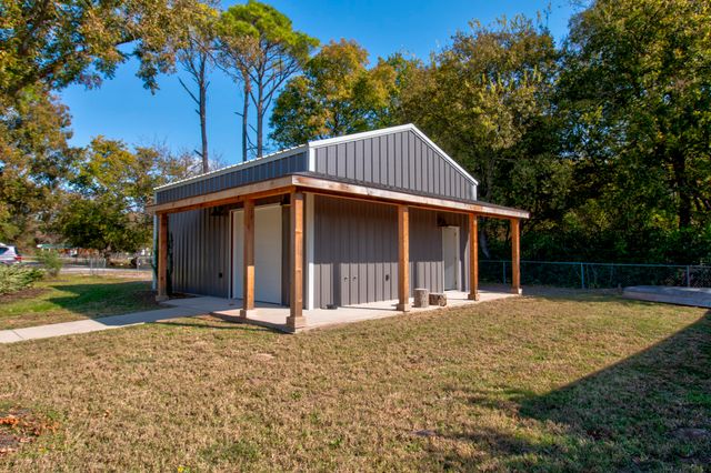 227 Newcastle Drive, Gordonville, TX 76245