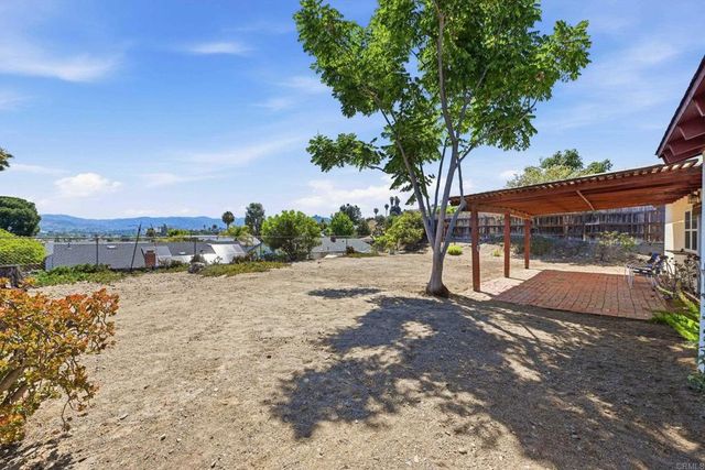 720 Mclain Street, Escondido, CA 92027