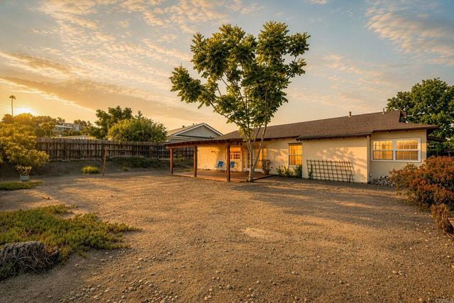 720 Mclain Street, Escondido, CA 92027