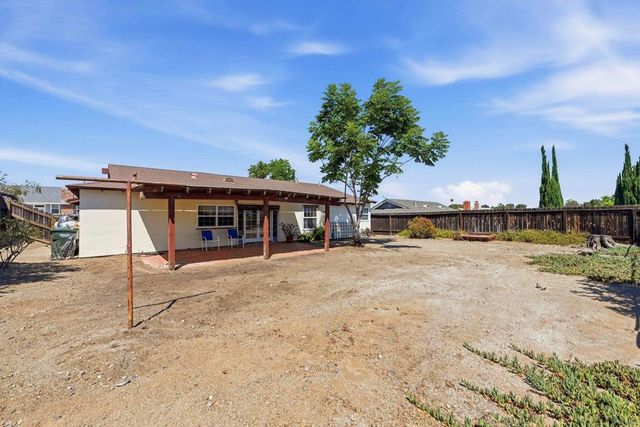720 Mclain Street, Escondido, CA 92027