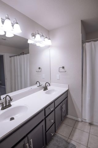 3311 Crystal CIR, Taylor, TX 76574