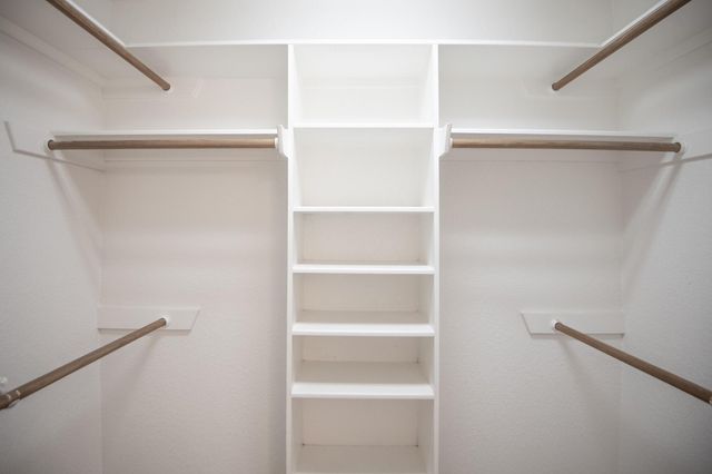 3311 Crystal CIR, Taylor, TX 76574