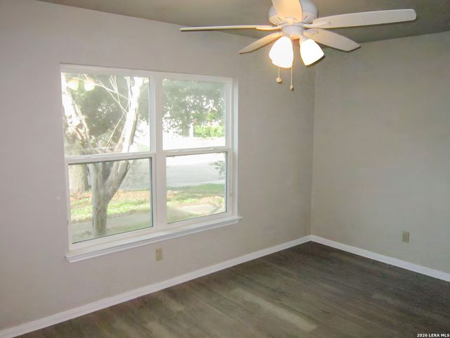 13535 MASON CREST DR, San Antonio, TX 78247