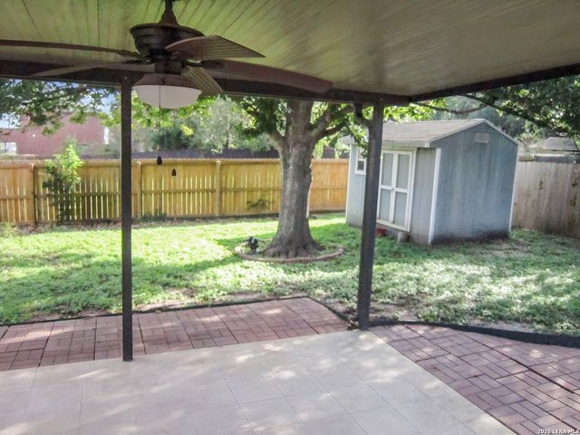 13535 MASON CREST DR, San Antonio, TX 78247