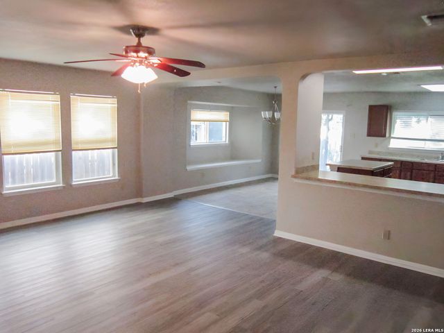 13535 MASON CREST DR, San Antonio, TX 78247